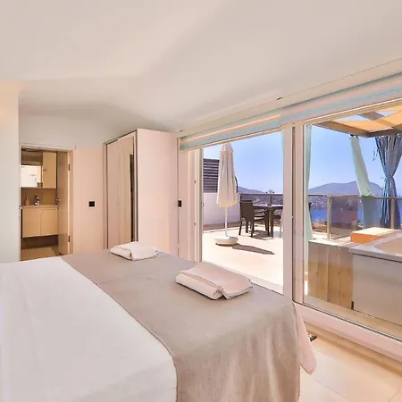 Villa 3 Bedroom - Close To The Center *