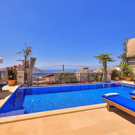 Villa 3 Bedroom - Close To The Center