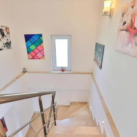 3 Bedroom - Close To The Center Kalkan